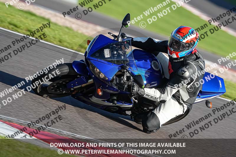 donington no limits trackday;donington park photographs;donington trackday photographs;no limits trackdays;peter wileman photography;trackday digital images;trackday photos